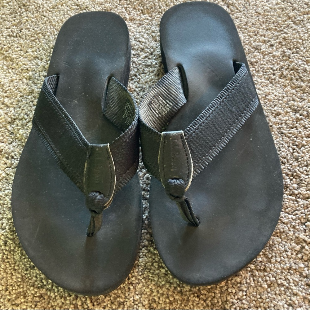 LL Bean Women’s Sandals Size 7 Flip Flop Thong Style Black Medium